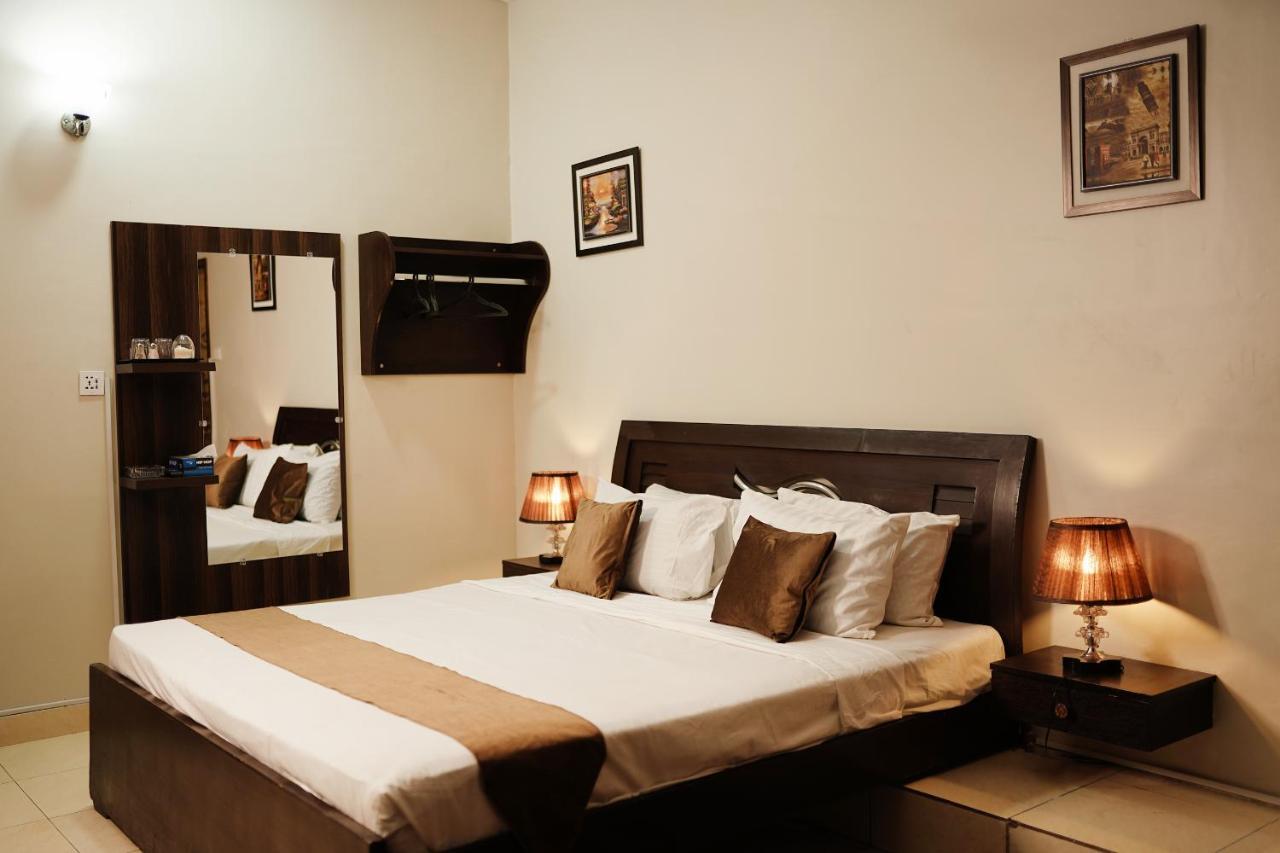 Diamond Lodge Карачі Екстер'єр фото
