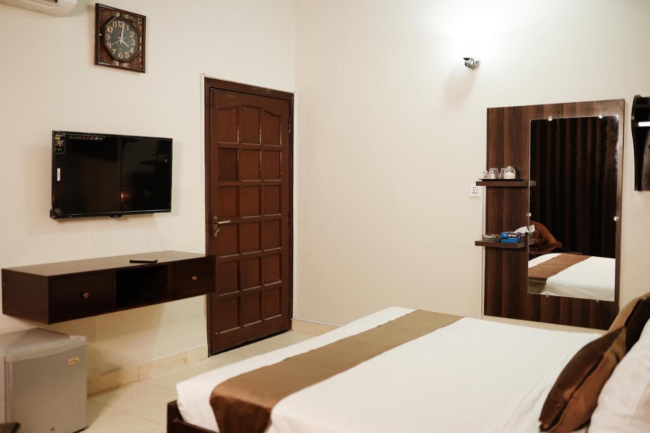 Diamond Lodge Карачі Екстер'єр фото